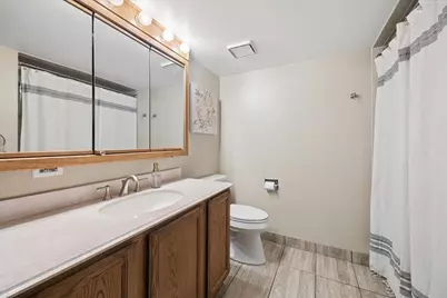 225 E Wing Street #201, Arlington Heights, IL 60004 - Photo 15