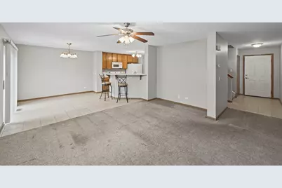 602 Grand Canyon Circle #0, Crystal Lake, IL 60014 - Photo 5