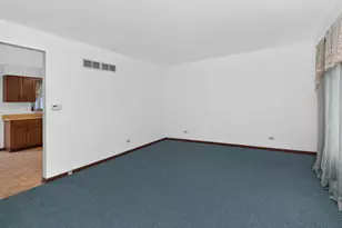 2976 Drover Ln, Darien, IL 60561 - Photo 3