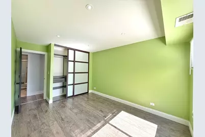 502 W Huntington Commons Road #438, Mount Prospect, IL 60056 - Photo 9