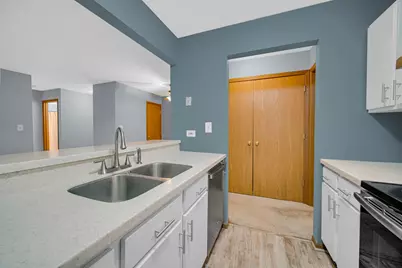 1315 Cunat Court #1D, Lake in the Hills, IL 60156 - Photo 9