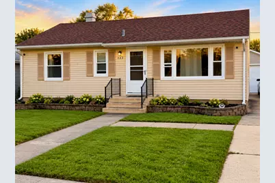 123 James Street, Montgomery, IL 60538 - Photo 1