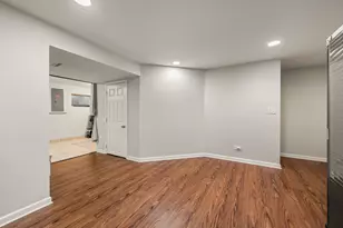 2035 N Green Bridge Ln, Hanover Park, IL 60133 - Photo 21