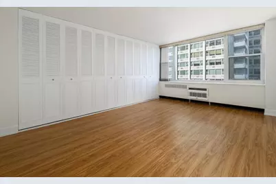 4250 N Marine Drive #911, Chicago, IL 60613 - Photo 17