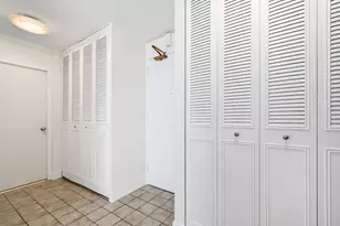 4250 N Marine Dr, Chicago, IL 60613 - Photo 15