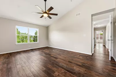 32804 Bending Creek Road, Lakemoor, IL 60051 - Photo 25