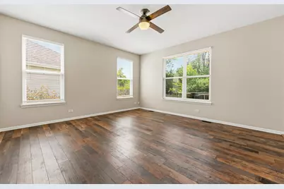 32804 Bending Creek Road, Lakemoor, IL 60051 - Photo 17