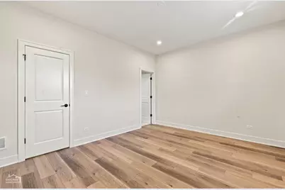 4605 S Prairie Avenue #1, Chicago, IL 60653 - Photo 11