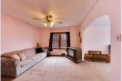 1228 W 74th Place, Chicago, IL 60636 - Photo 7