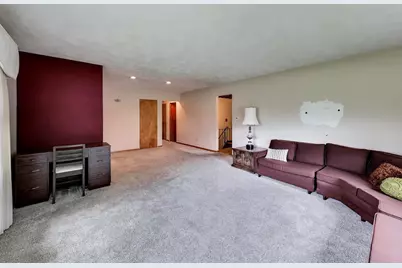 3601 W Clover Avenue, McHenry, IL 60050 - Photo 5