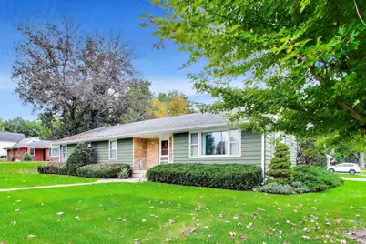 3601 W Clover Avenue, McHenry, IL 60050 - Photo 1
