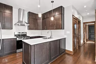 5847 N Magnolia Ave, Chicago, IL 60660 - Photo 7