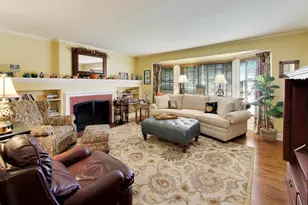 314 S Wolf Rd, Des Plaines, IL 60016 - Photo 9