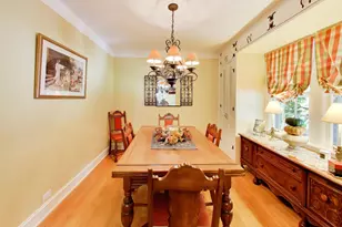 314 S Wolf Rd, Des Plaines, IL 60016 - Photo 11