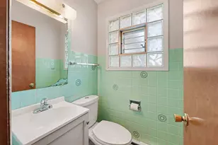 20500 Bensley Ave, Lynwood, IL 60411 - Photo 19