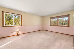 20500 Bensley Ave, Lynwood, IL 60411 - Photo 13