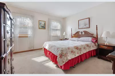 911 Wilma Lane, Elk Grove Village, IL 60007 - Photo 17