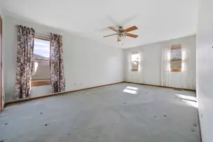911 Wilma Ln, Elk Grove Village, IL 60007 - Photo 15