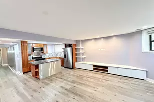 4011 N Kenmore Ave, Chicago, IL 60613 - Photo 3