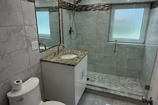 966 S Iowa Ave, Addison, IL 60101 - Photo 17