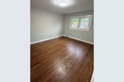 966 S Iowa Avenue, Addison, IL 60101 - Photo 11