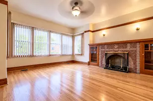 2252 N Laramie Ave, Chicago, IL 60639 - Photo 3