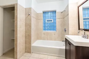 2252 N Laramie Ave, Chicago, IL 60639 - Photo 5