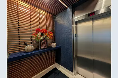 300 N State Street #4905, Chicago, IL 60654 - Photo 5