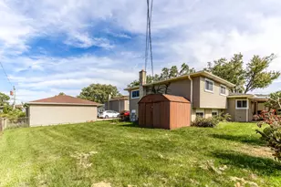 70 Dover Dr, Des Plaines, IL 60018 - Photo 21