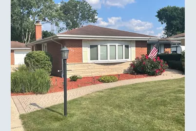 533 Woodview Avenue, Elk Grove Village, IL 60007 - Photo 3