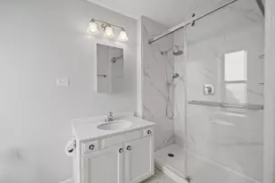 5300 S Shore Dr, Chicago, IL 60615 - Photo 15