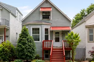 4136 N Sacramento Ave, Chicago, IL 60618 - Photo 1