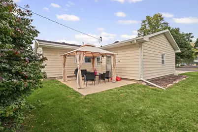 125 Maple Street, Gibson City, IL 60936 - Photo 31