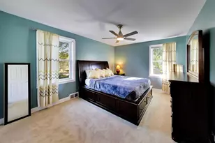 8857 S Cregier Ave, Chicago, IL 60617 - Photo 15