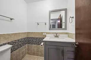 105 W Dover Dr, Mount Prospect, IL 60056 - Photo 37