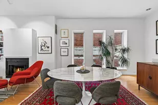 29 W Chestnut St, Chicago, IL 60610 - Photo 11