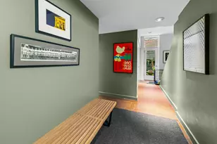 29 W Chestnut St, Chicago, IL 60610 - Photo 31