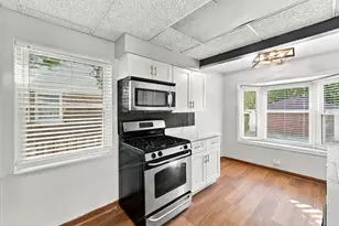1526 Boeger Ave, Westchester, IL 60154 - Photo 9