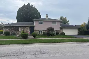 18506 Clyde Ave, Lansing, IL 60438 - Photo 1
