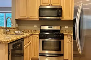 1522 Stonegate Manor, Mount Prospect, IL 60056 - Photo 9