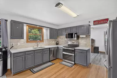 5695 S Park Place Drive, Rochelle, IL 61068 - Photo 9