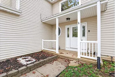 5695 S Park Place Drive, Rochelle, IL 61068 - Photo 3
