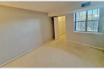794 N Gary Avenue #102, Carol Stream, IL 60188 - Photo 11