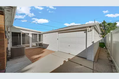 5237 S Natoma Avenue, Chicago, IL 60638 - Photo 19