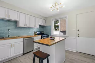 5237 S Natoma Ave, Chicago, IL 60638 - Photo 7