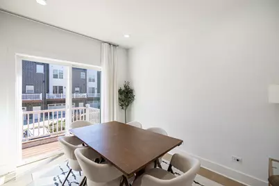 8127 Floral Avenue, Skokie, IL 60077 - Photo 9