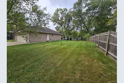 330 Kirkwood Avenue, Winthrop Harbor, IL 60096 - Photo 35