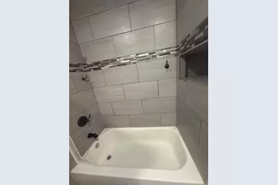 6449 N Artesian Avenue, Chicago, IL 60645 - Photo 9
