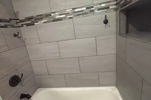 6449 N Artesian Ave, Chicago, IL 60645 - Photo 9