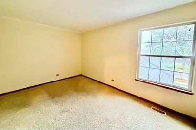 752 Ripple Brook Court, Elgin, IL 60120 - Photo 13